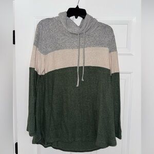 Market & Spruce Heathered Gray Knit Top